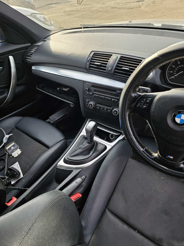 BMW  E87 120D M OPTIK DIJELOVI AO DANKO