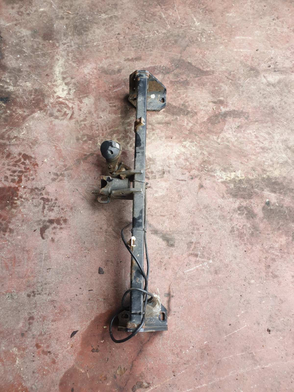 BMW 3 F30 NOSAC KUKE AO DANKO