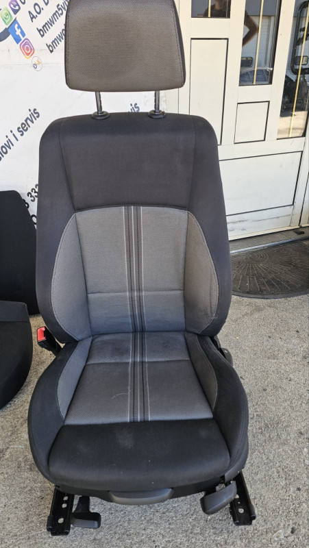 BMW X1 E84 profilisana platnena sjedista ima grijanje S70