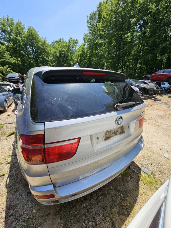 BMW E70 X5 3,0D M57N DIJELOVI AO DANKO