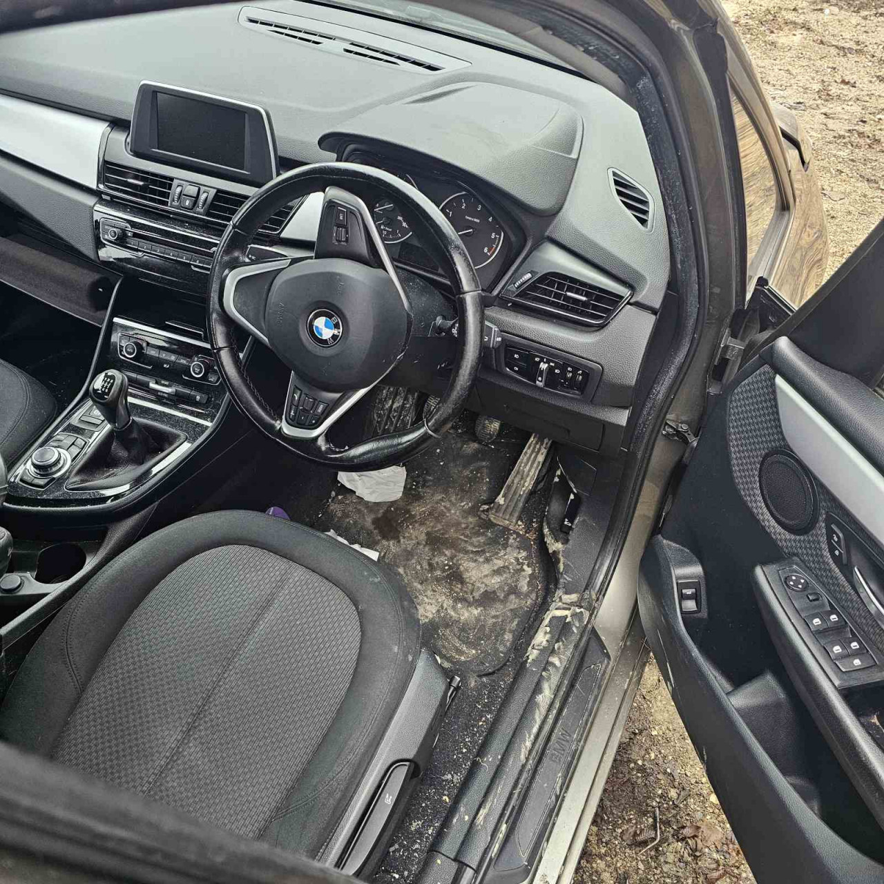 BMW F45 218d activ tourer 2015 218d B47 Dijelovi Danko