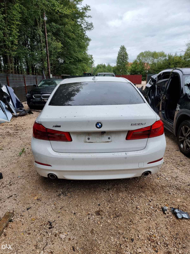 BMW 5 G30 520 D DIJELOVI A O DANKO