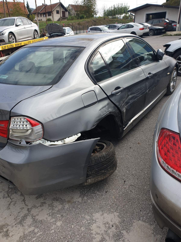 BMW E90 318D M OPTIK DIJELOVI AO DANKO