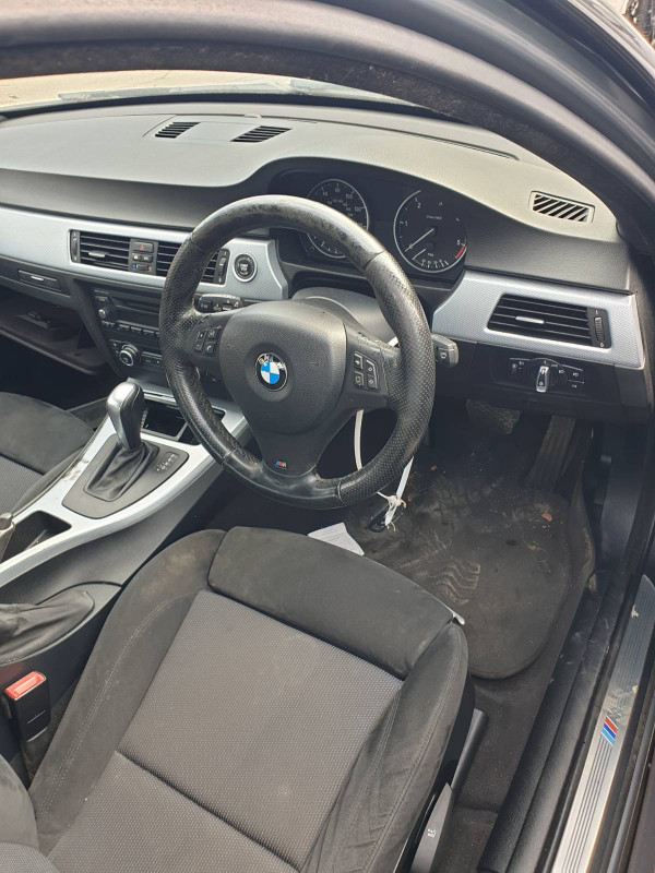 BMW E90 318D M OPTIK DIJELOVI AO DANKO