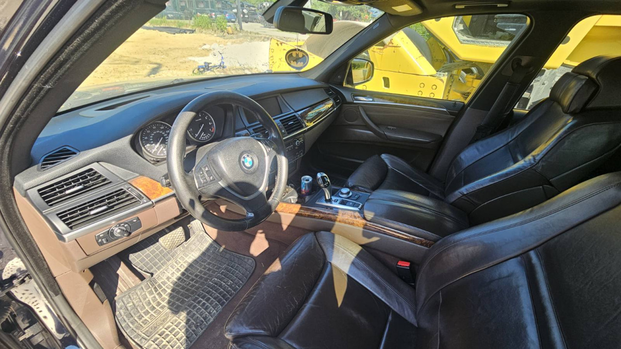 BMW E70 X5 4.8I 2007 dijelovi motor mjenjac Danko