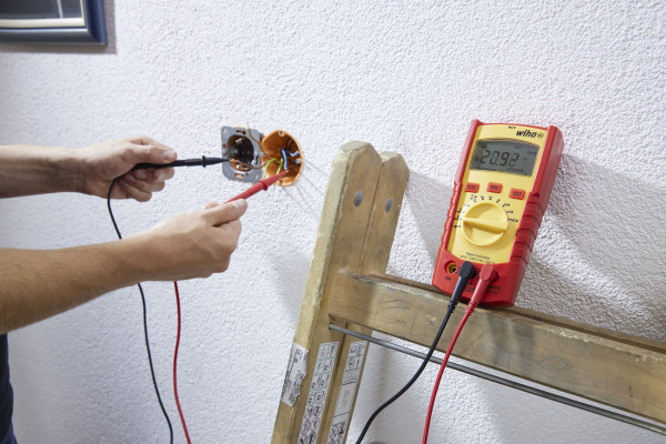 Digitalni multimetar do 1000 V AC, CAT IV