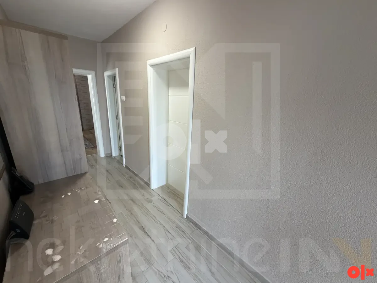 Prodaje se potpuno renovirana kuća u Stocu, useljiva