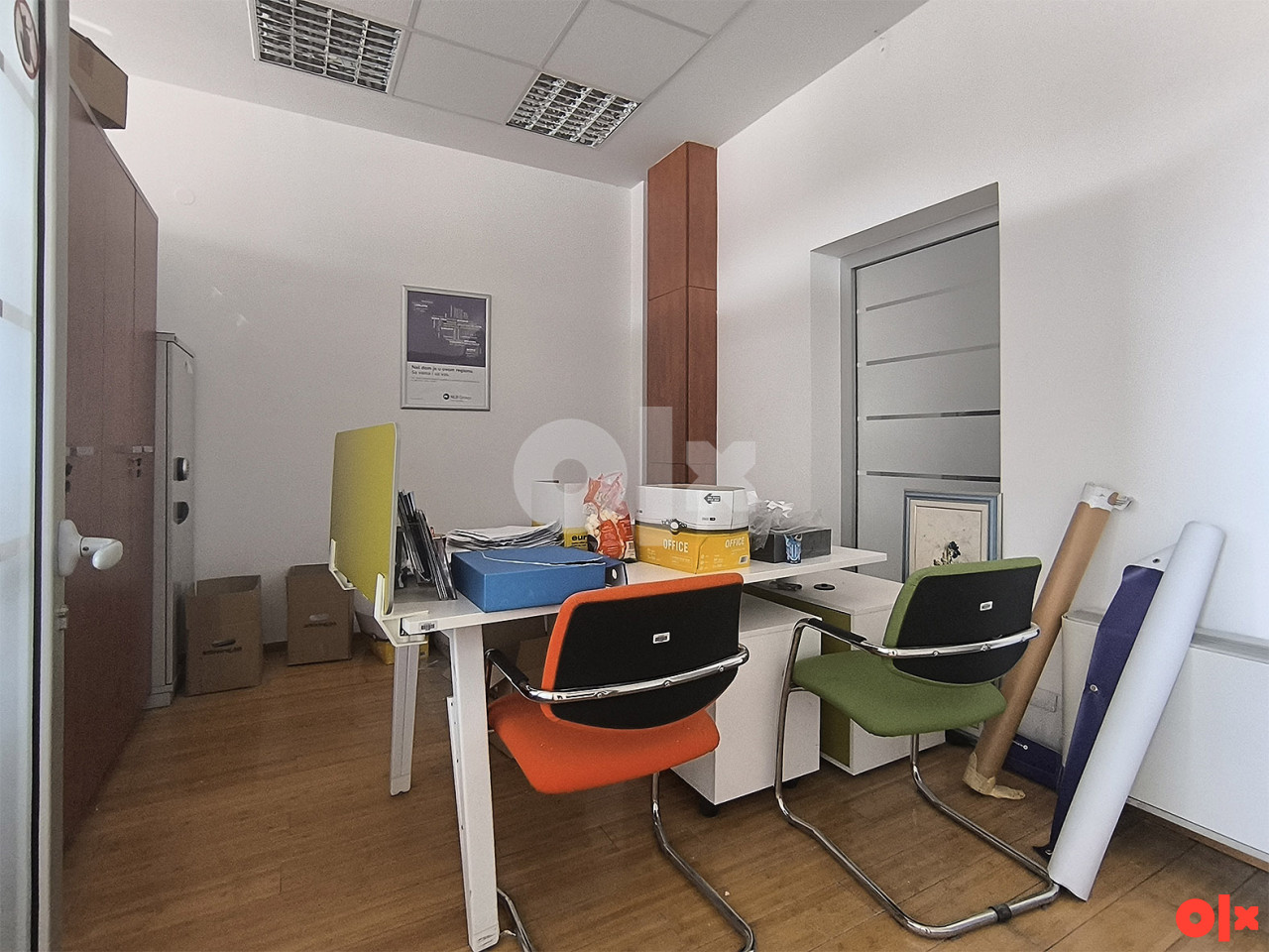 Daje se u najam uredski poslovni prostor površine 220 m2
