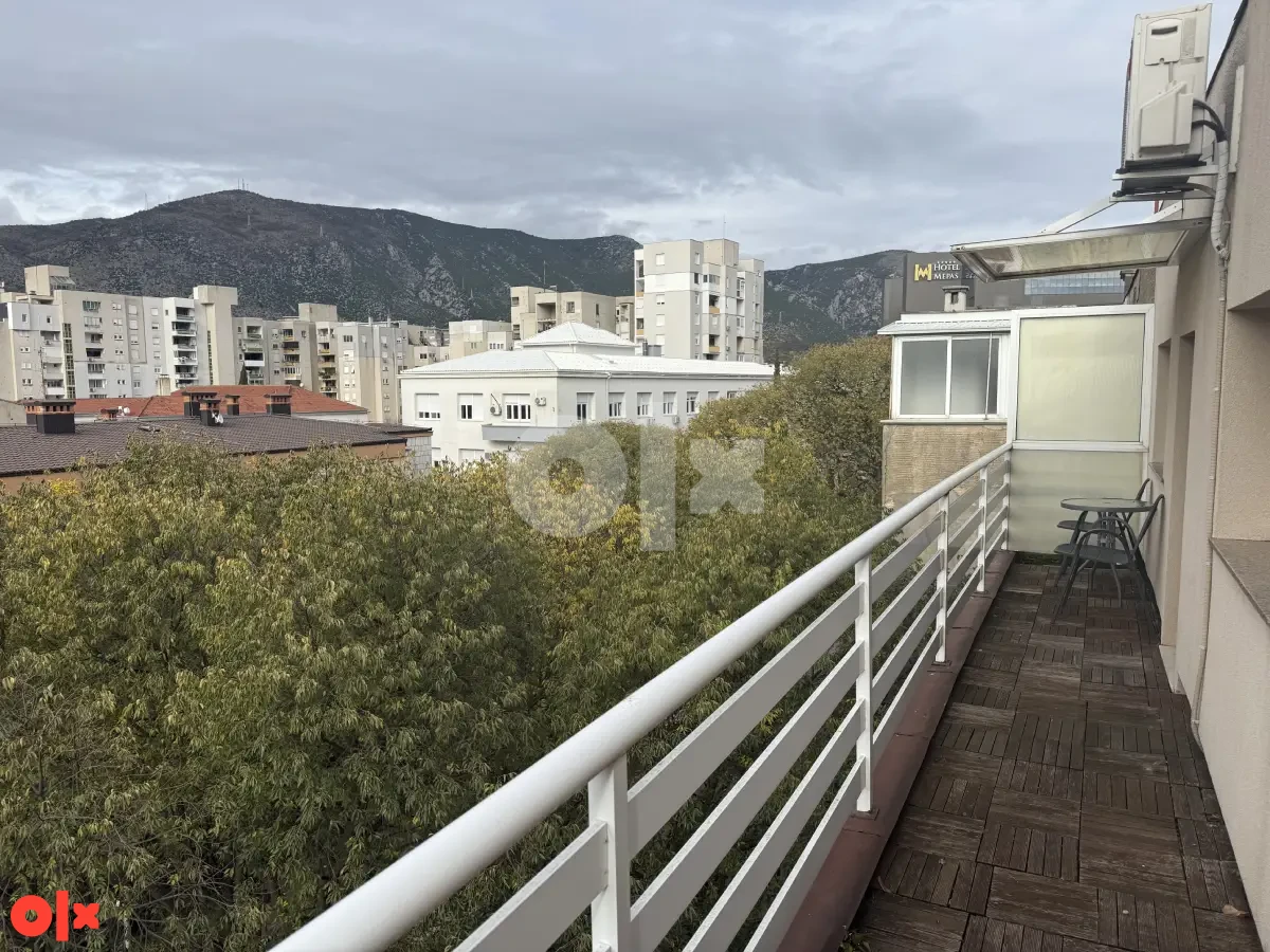 Prodaje se dvosoban namješten stan u Ulici Kralja Tvrtka