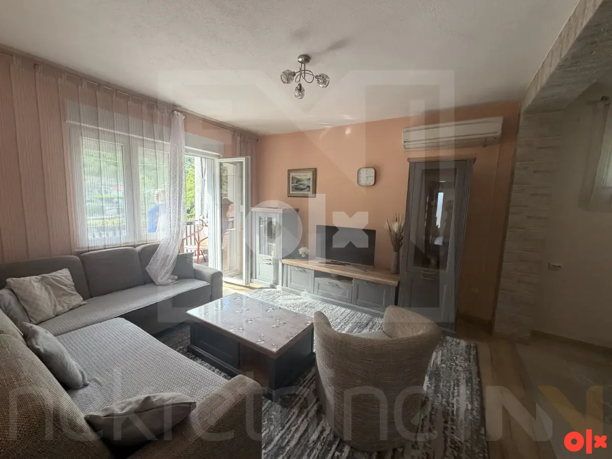 Prodaje se potpuno renovirana kuća u Stocu, useljiva