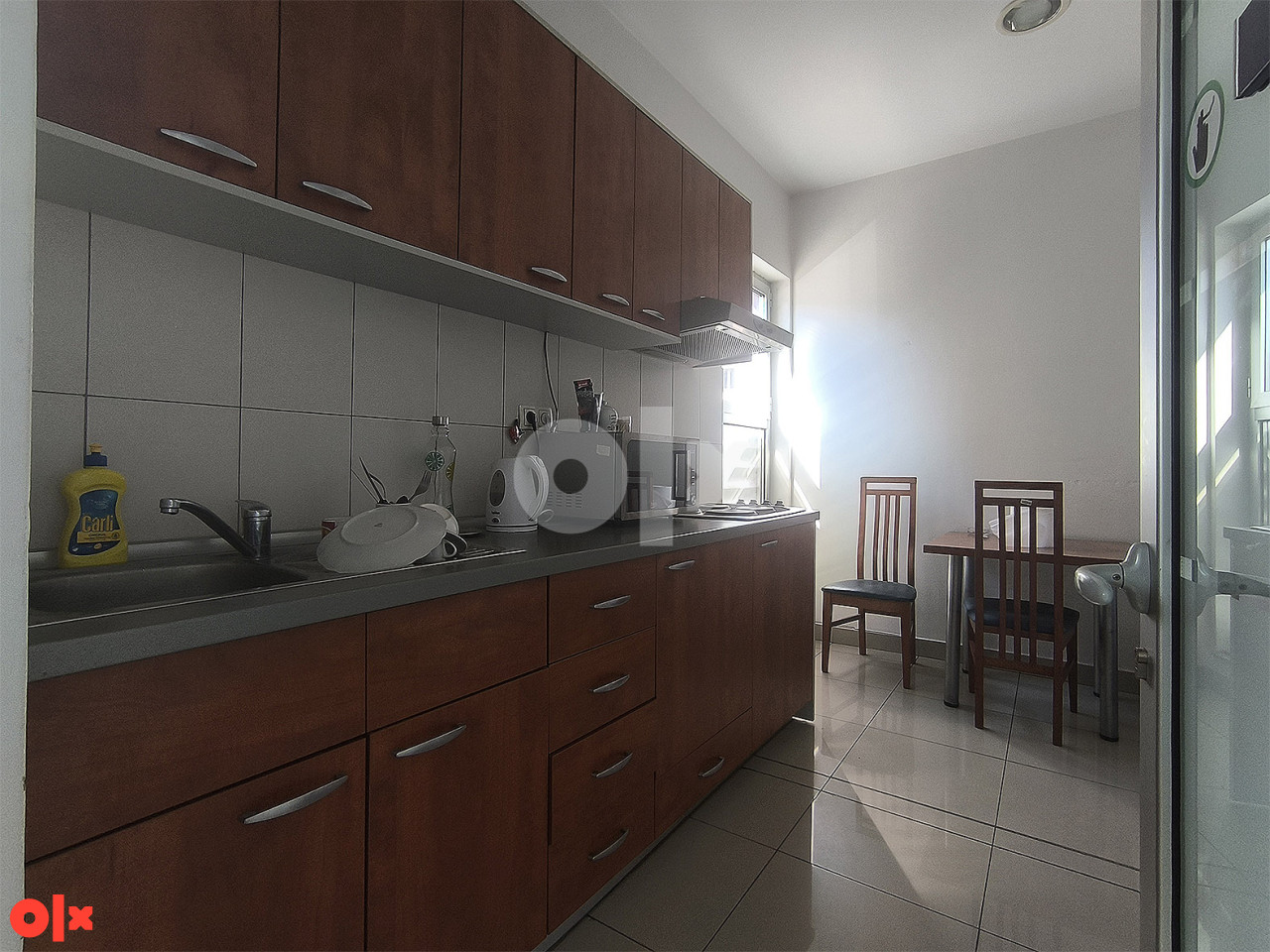 Daje se u najam uredski poslovni prostor površine 220 m2