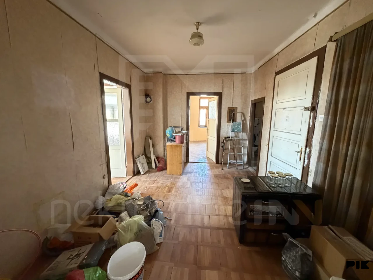 Mostarski Stari Grad trosoban stan na prestižnoj lokaciji