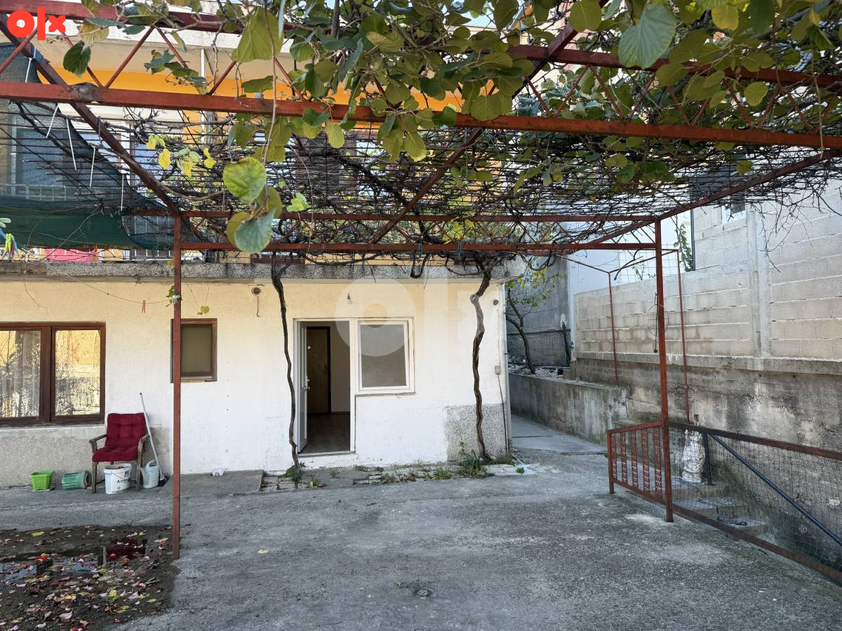 Prodaje se kuća u Ulici Muje Pašića
