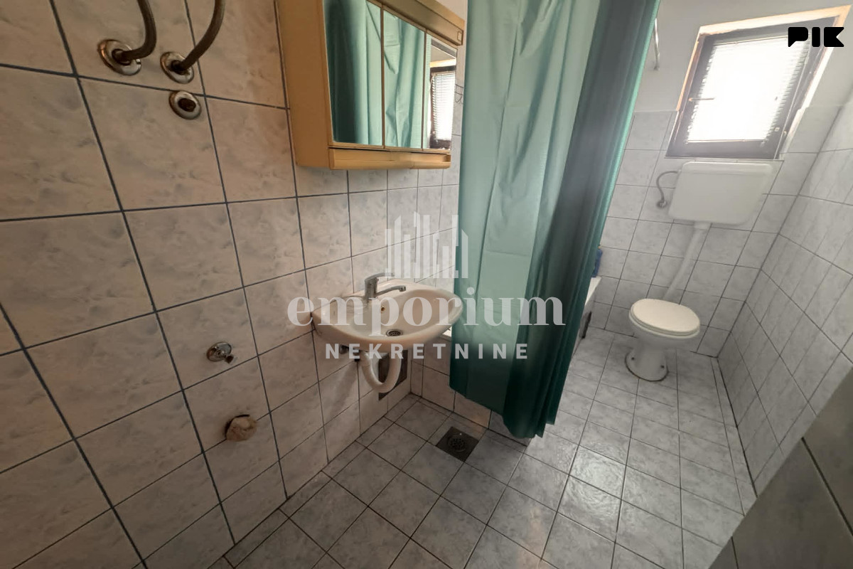 Komforan trosoban stan sa odličnim rasporedom, 61 m2 ID:2752/BN