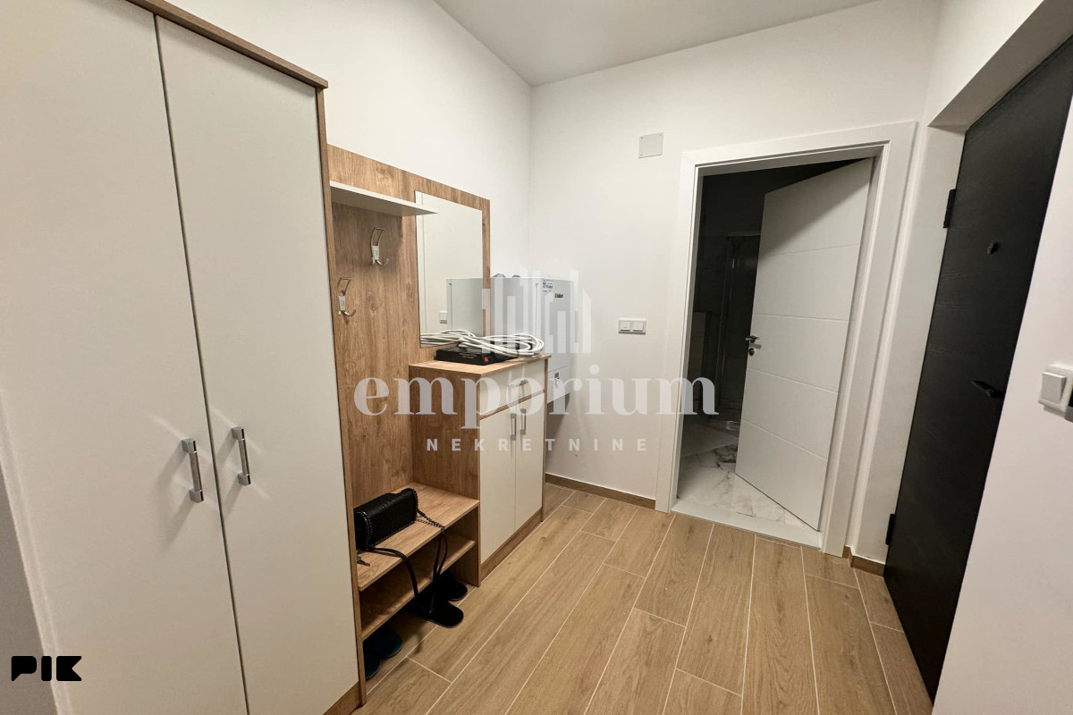 Kompletno namješten jednoiposoban stan površine 52m2 ID: 540/BNI
