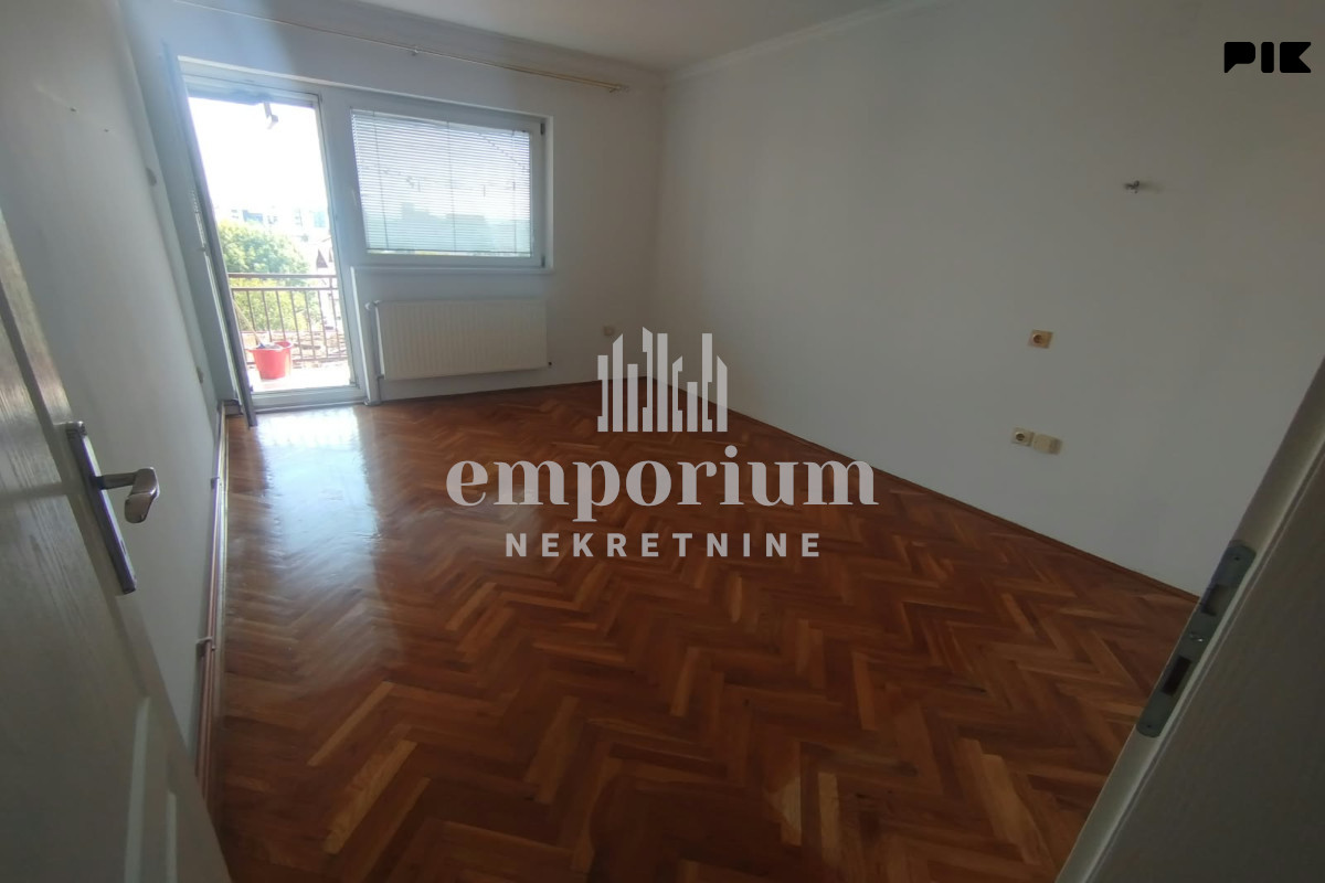 Dvoiposoban stan 86 m2 sa ostavom od 50 m2 ID:2794/IP