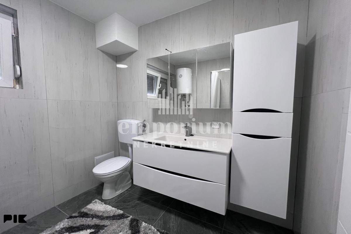 Kompletno renoviran i namješten trosoban stan ID:2804/IP
