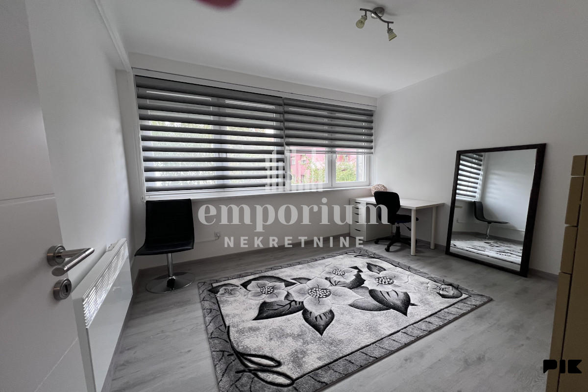 Kompletno renoviran i namješten trosoban stan ID:2804/IP