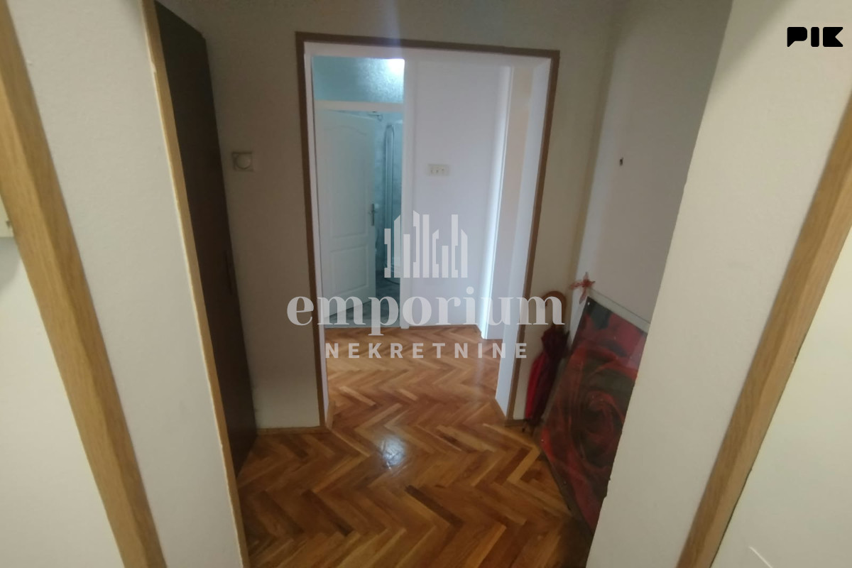 Dvoiposoban stan 86 m2 sa ostavom od 50 m2 ID:2794/IP