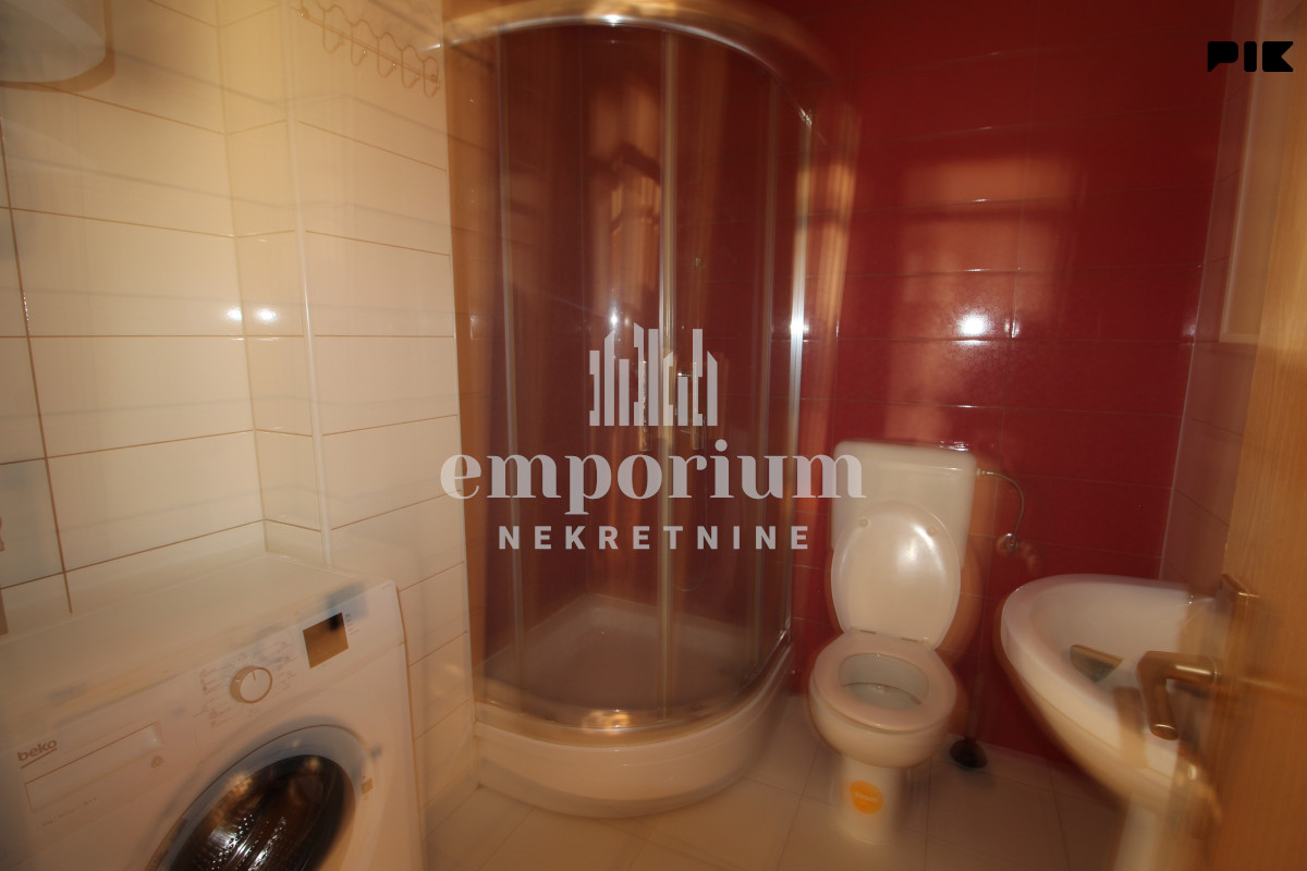 Useljiva garsonjera površine 34m2 ID: 2775/EN