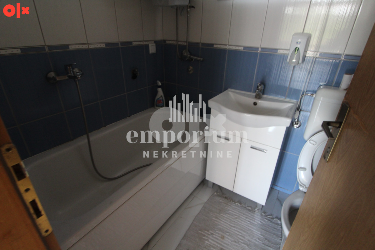 Moderna kuća površine 200 m2 na parceli od 2009 m2 ID: 2745/EN