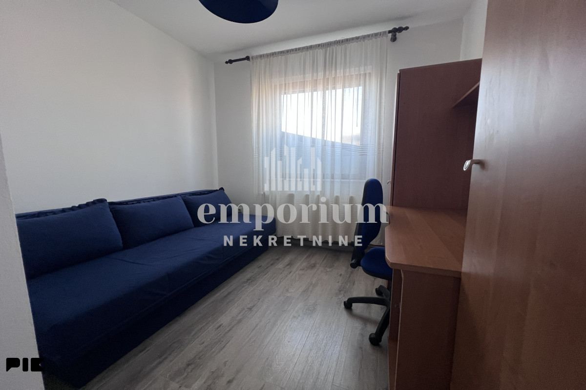Dvoiposoban stan u centru površine 52m2 ID: 2784/IP