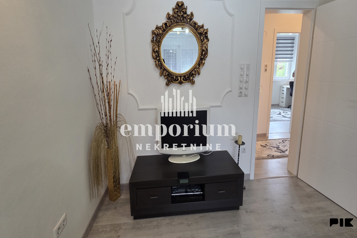 Kompletno renoviran i namješten trosoban stan ID:2804/IP