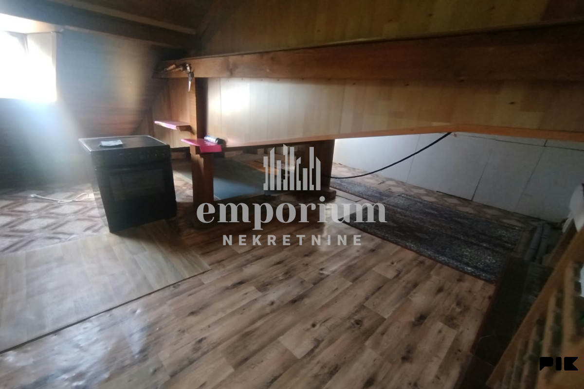 Dvoiposoban stan 86 m2 sa ostavom od 50 m2 ID:2794/IP
