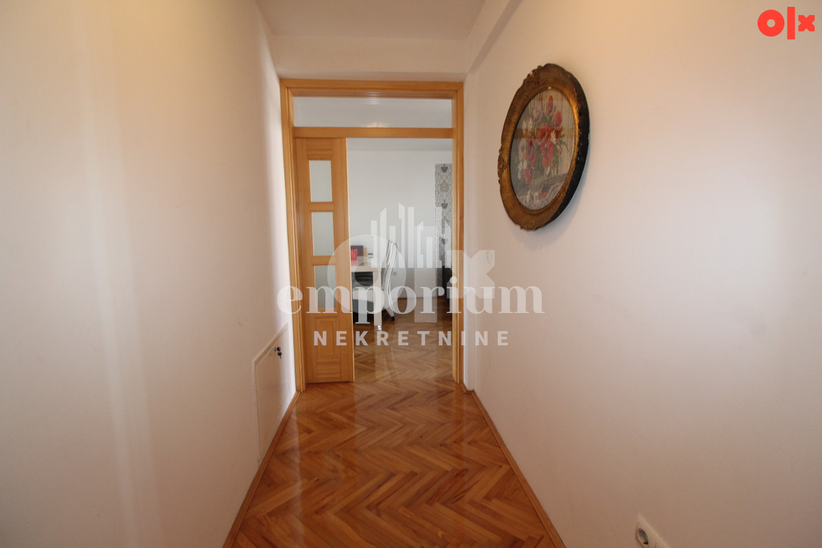 Ekskluzivan trosoban stan sa garažnim mjestom, 92 m2 ID: 589/ENI