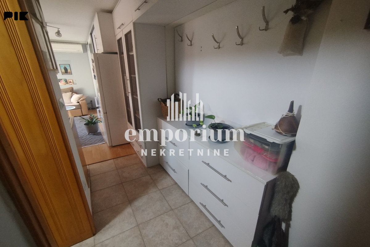 Namještena garsonjera 36m2 na Ilićki ID:2810/BN
