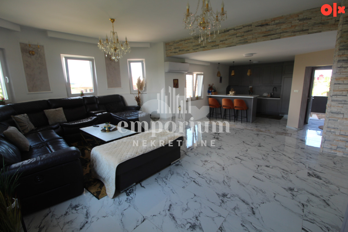 Moderna kuća površine 200 m2 na parceli od 2009 m2 ID: 2745/EN