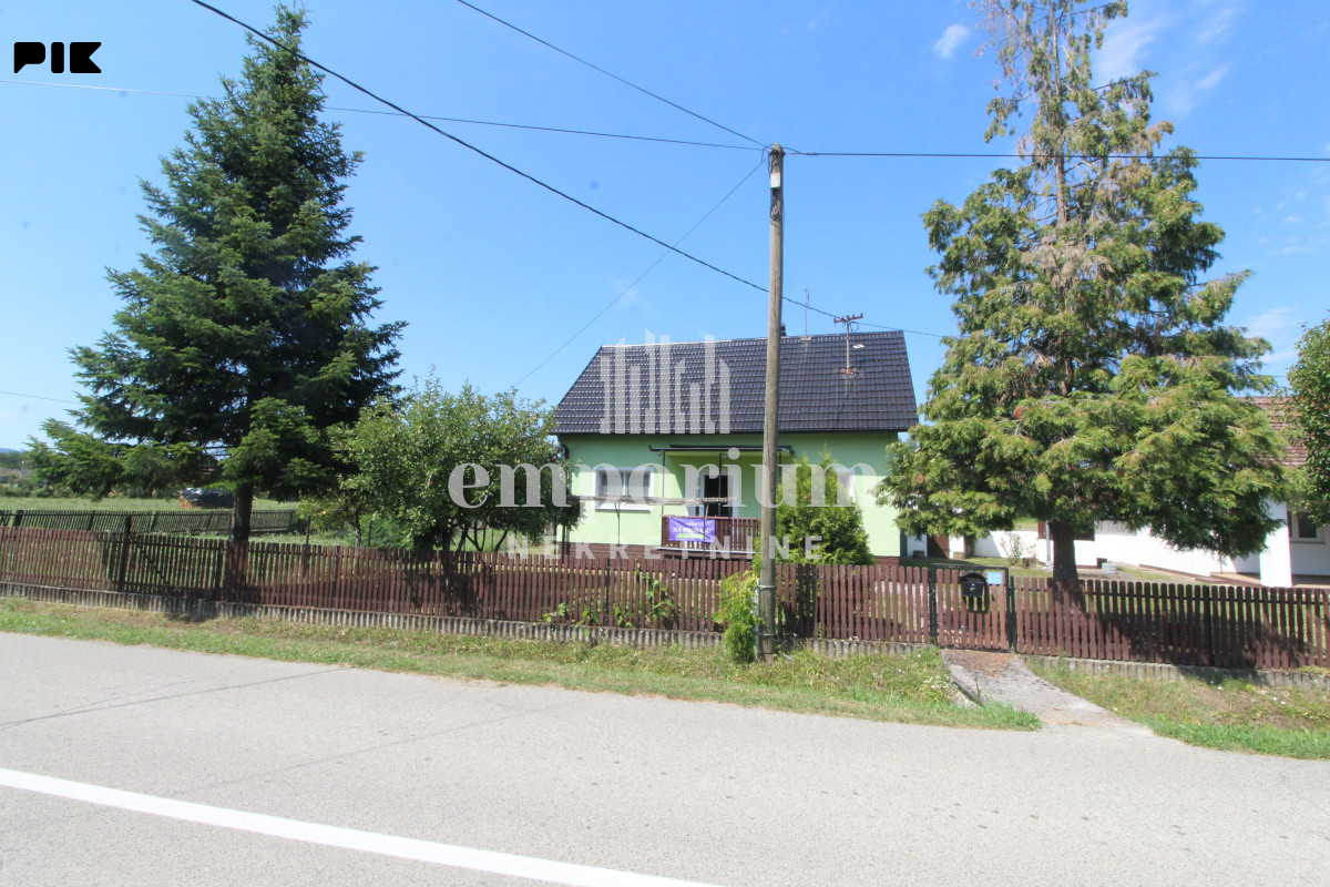 Useljiva kuća površine 80 m2 sa placem od 3.478 m2 ID: 2766/BN