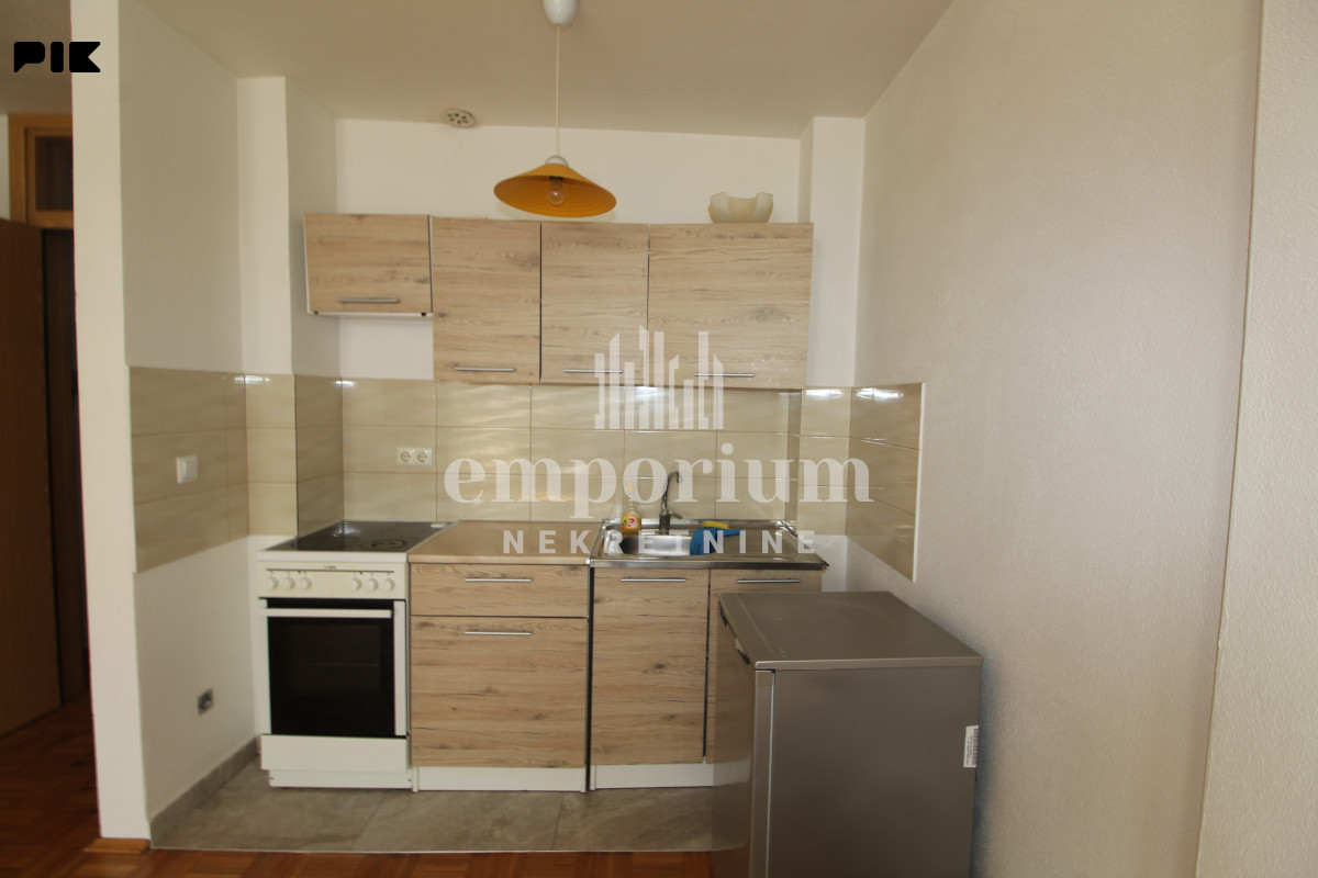 Useljiva garsonjera površine 34m2 ID: 2775/EN