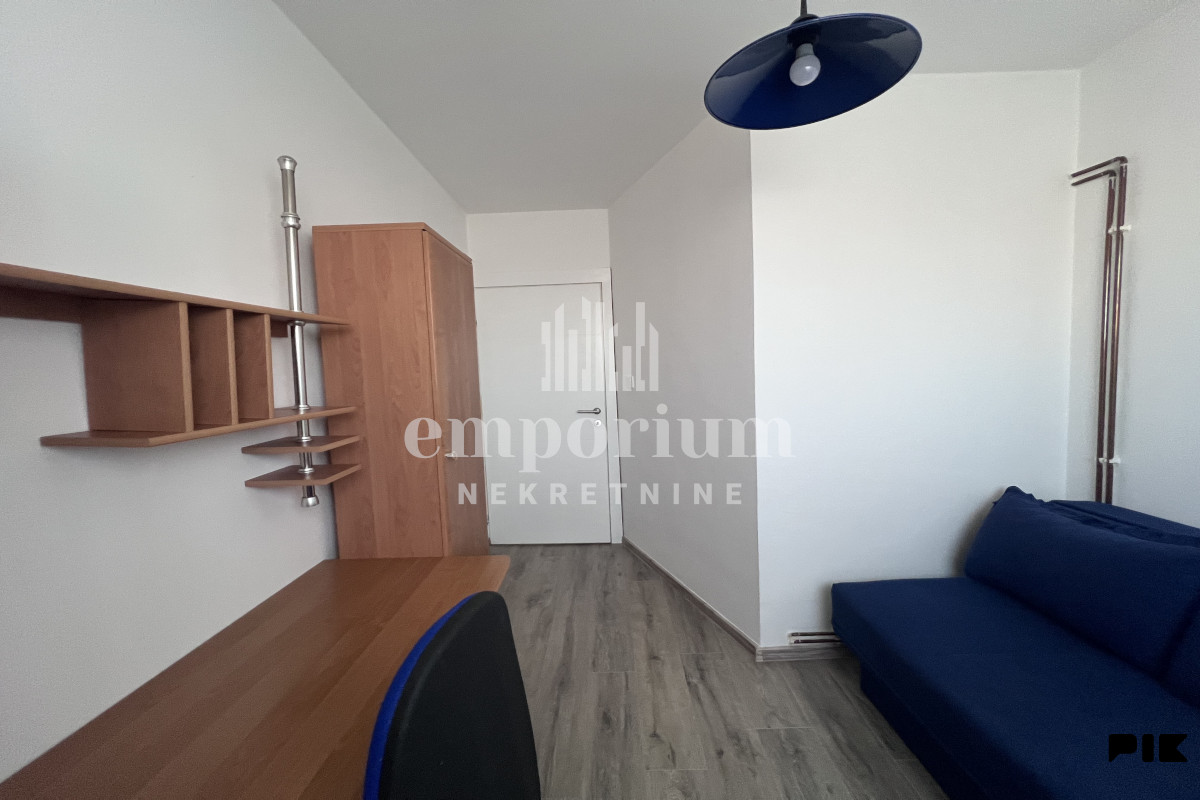 Dvoiposoban stan u centru površine 52m2 ID: 2784/IP