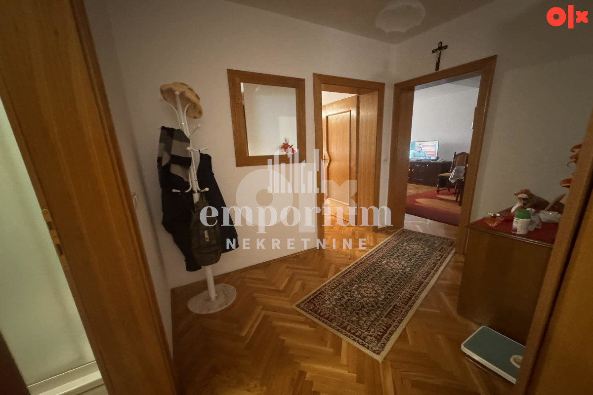 KOLOBARA, Namješten dvosoban stan, Kolobara ID:2699/BN