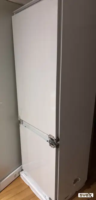 Poklanjam Gorenje Ugradbeni Frižider