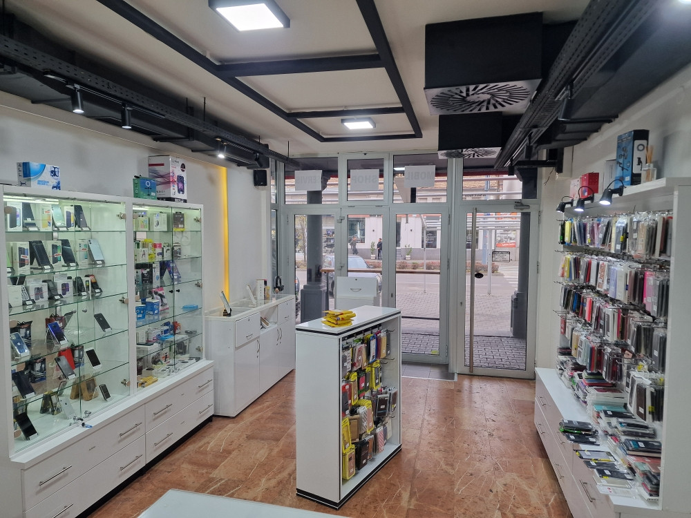 Oprema za Telefone Mobil Shop Servis Radnja Maske Stalaze Police