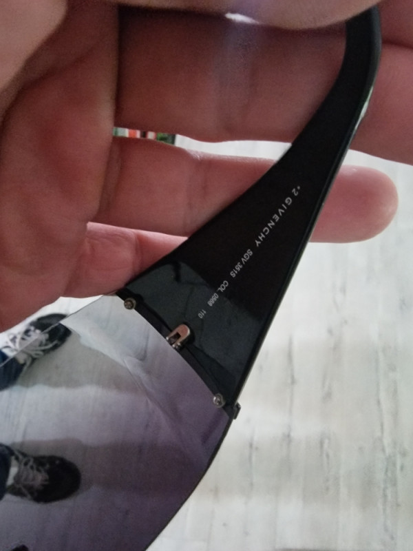 Suncane naocale naocari naocare 2 Givenchy SGV 351S