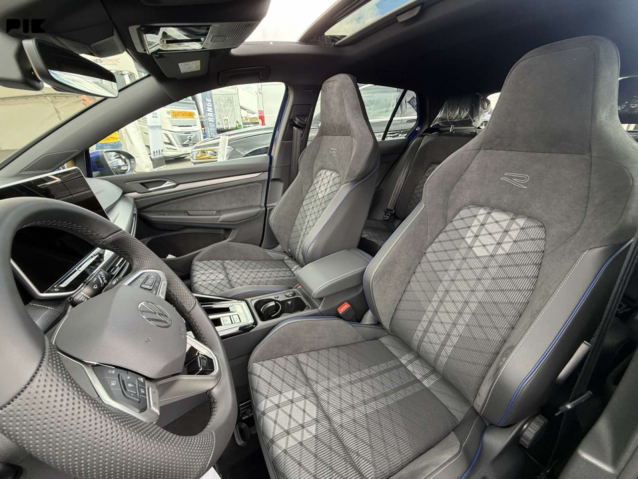 Volkswagen Golf R-Line Plus 2.0 TDI 150KS 2026