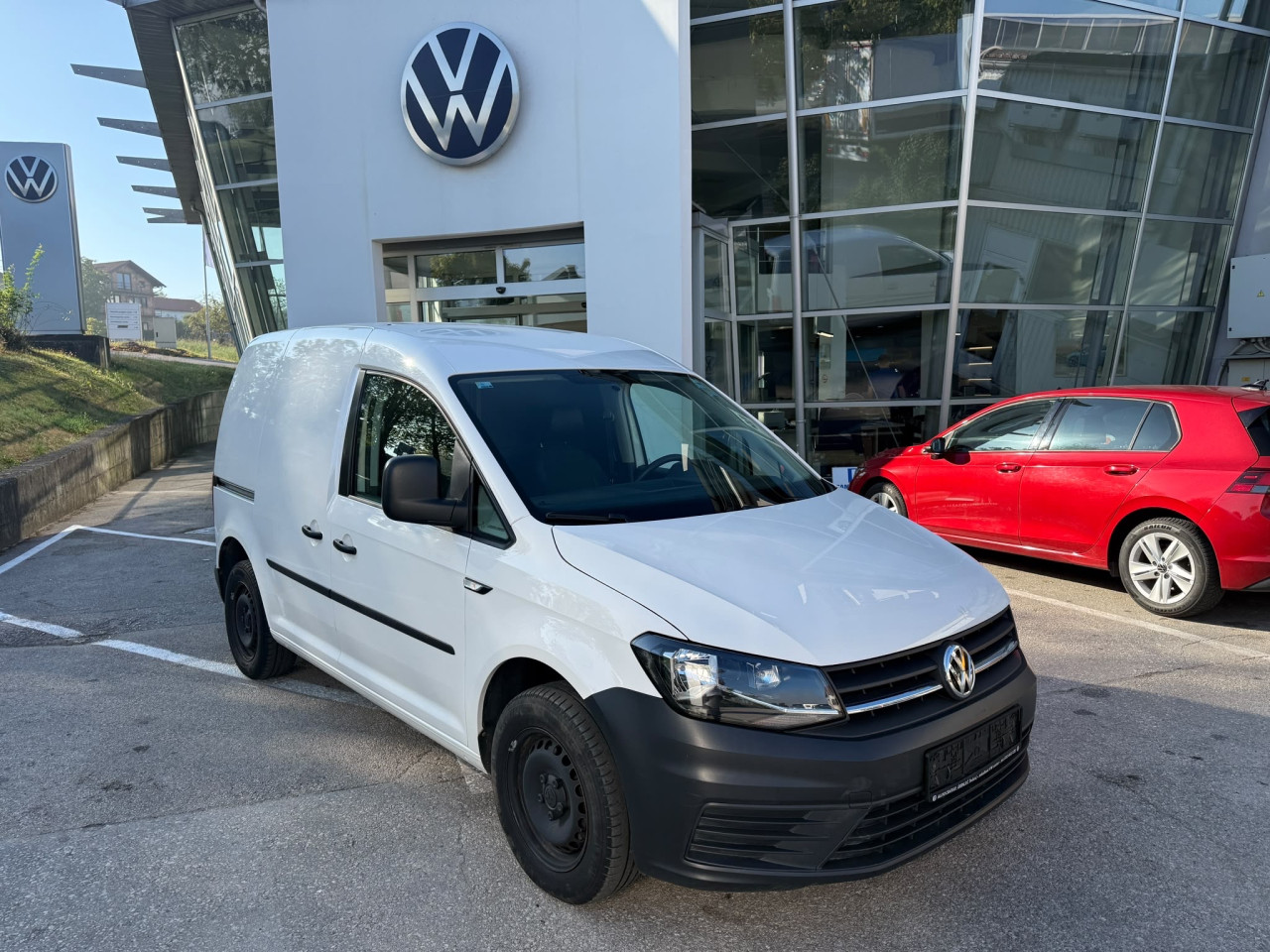 Volkswagen Caddy Cargo 2.0 prvi vlasnik 145000