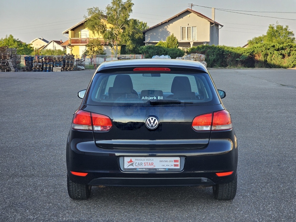 Volkswagen Golf 6 2010 1.6 TDI 66kW