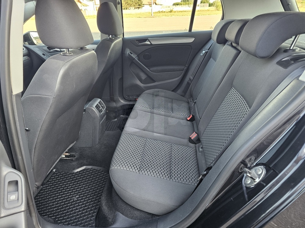 Volkswagen Golf 6 2010 1.6 TDI 66kW