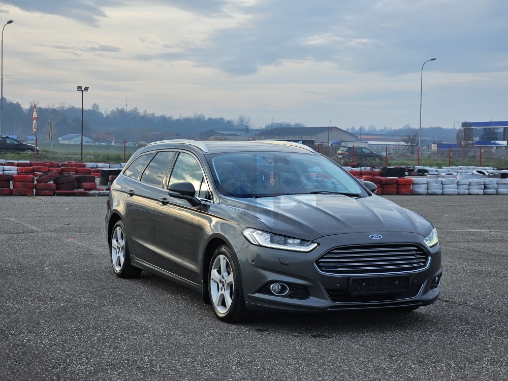 Ford Mondeo 2.0 Tdci Powershift 2016

Titanium