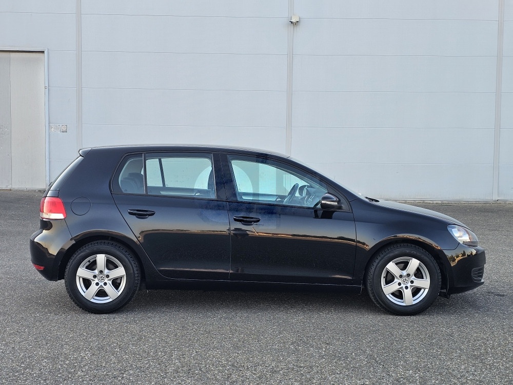 Volkswagen Golf 6 2010 1.6 TDI 66kW