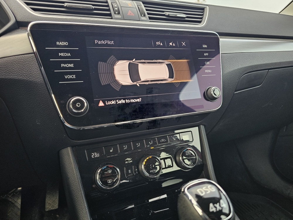 Škoda Superb Style 2019 2.0 TDI 140kW DSG 4x4