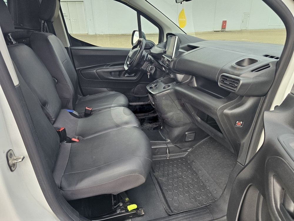 Peugeot Partner 2022 1.5 96kW Automatik