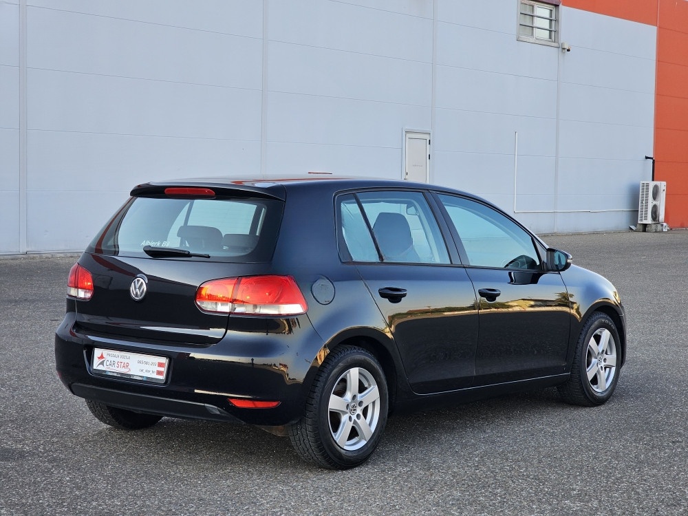 Volkswagen Golf 6 2010 1.6 TDI 66kW