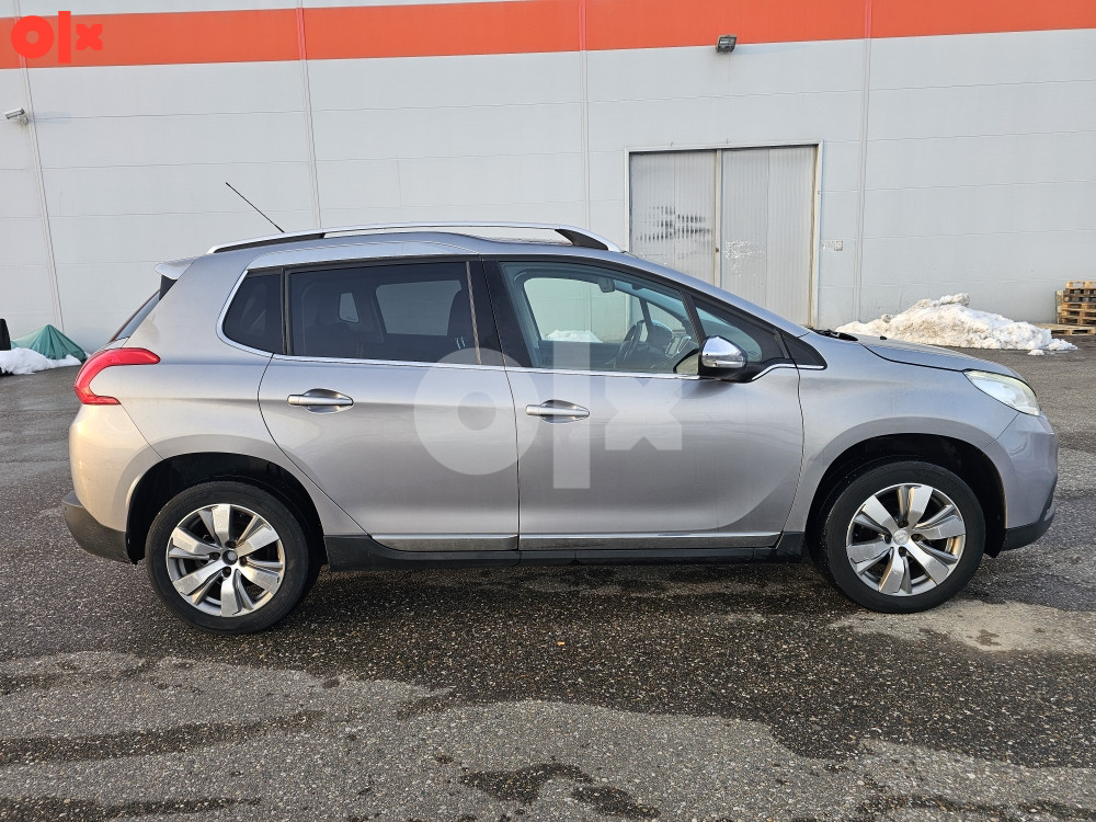 Peugeot 2008 1.2 60kW 2014 Allure *140.000km*