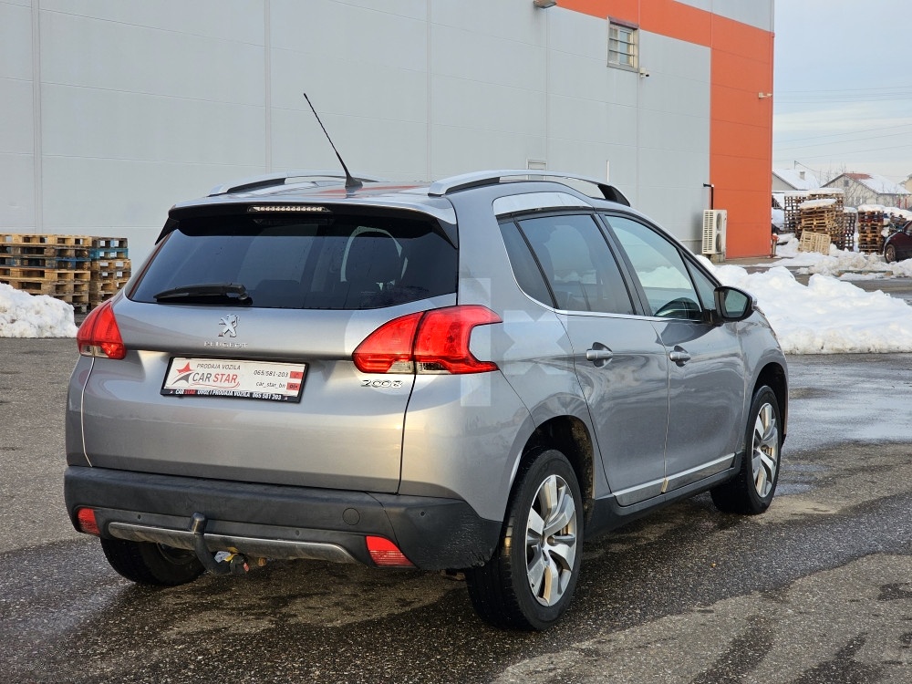 Peugeot 2008 1.2 60kW 2014 Allure *140.000km*