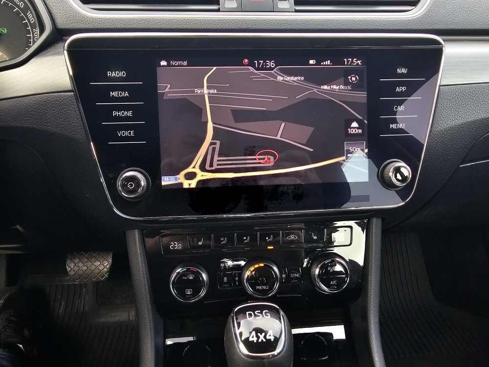 Škoda Superb Style 2019 2.0 TDI 140kW DSG 4x4